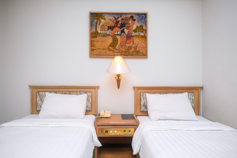 Bedroom 5, Surya Asia Hotel, Wonosobo