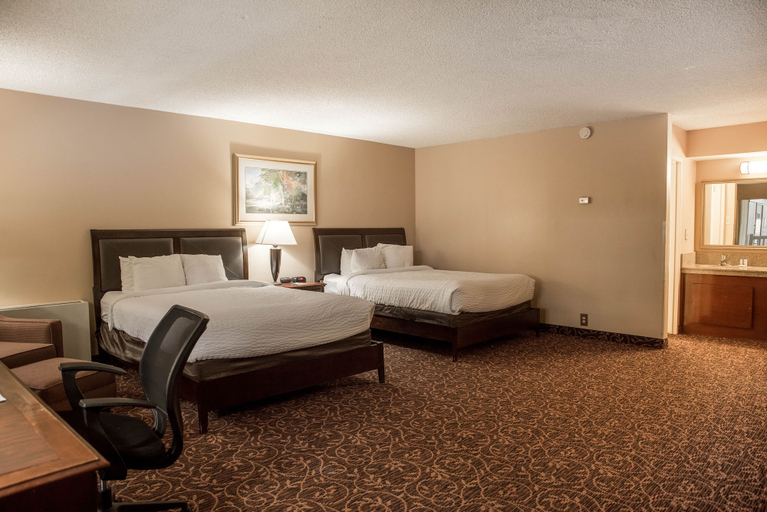 Bedroom 3, Grand Idaho Inn & Suites, Bannock