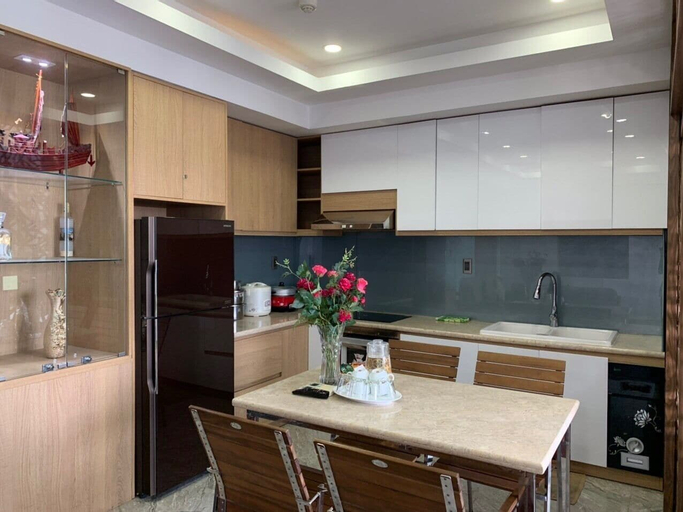 Dining Room 5