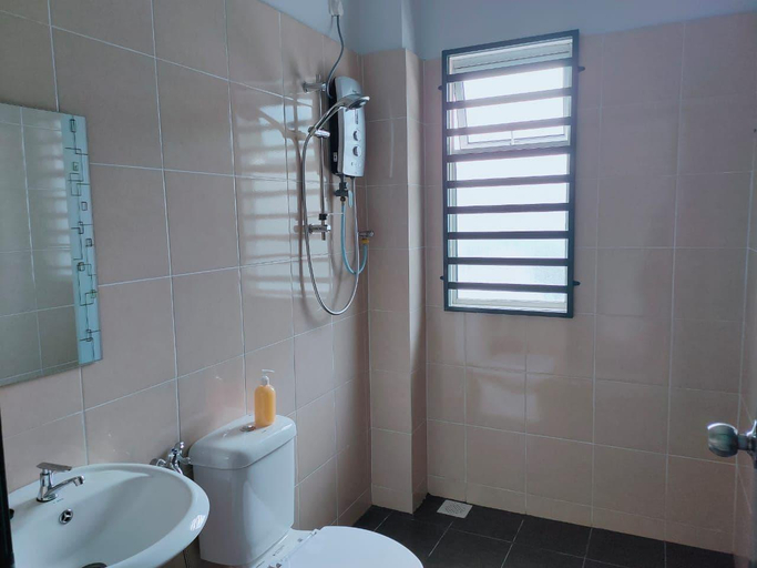 Others 3, IPOH Double storey vacation home with Pool, Kinta