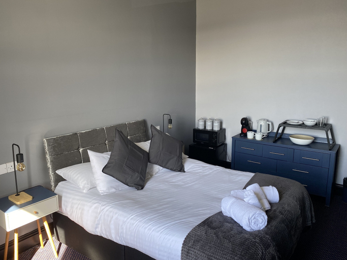 Bedroom 5, Bay View Rooms at Mentone Hotel, North Somerset