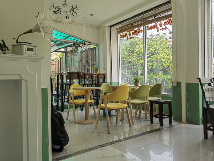 Food & Drinks 5, Kaysorn Residence, Muang Chiang Mai