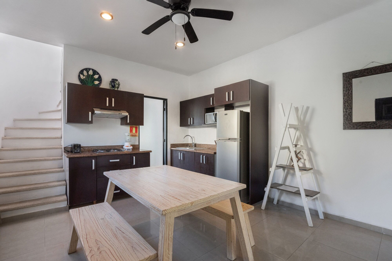 Dining Room 9