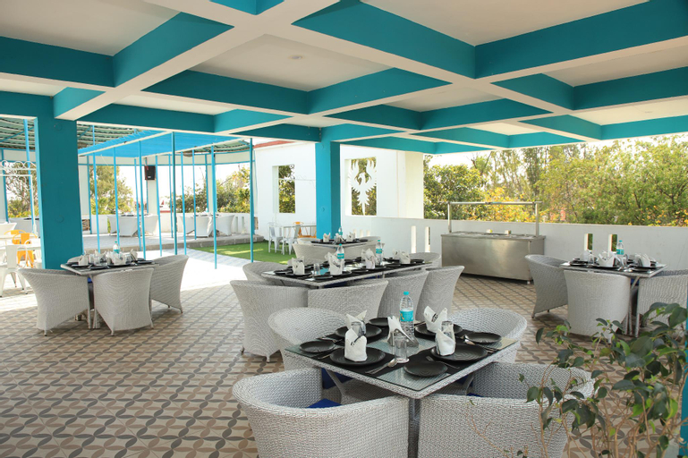 Food & Drinks 4, Kadamb Kunj Resort Bharatpur, Bharatpur