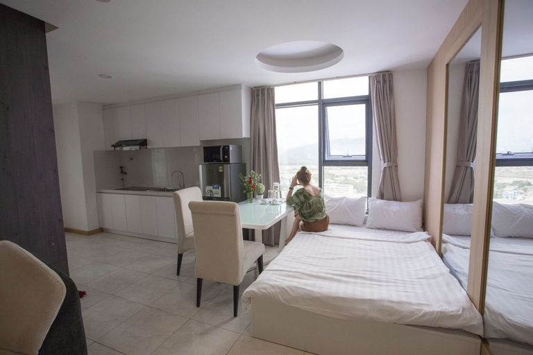 Bedroom 24