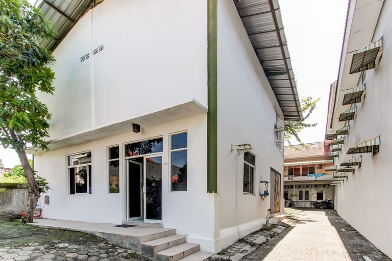 Exterior & Views 1, OYO Life 91374 Asia Stay Semarang Syariah, Semarang