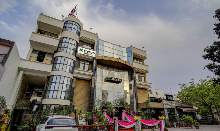 Exterior & Views 2, Treebo Bliss, Jaipur