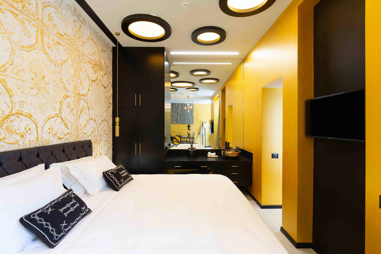 Bedroom 4, The Shell House