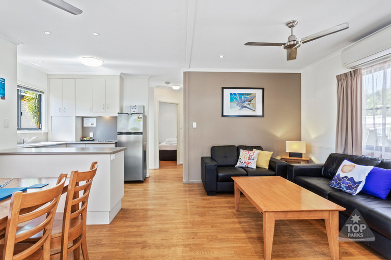 Dining Room 4
