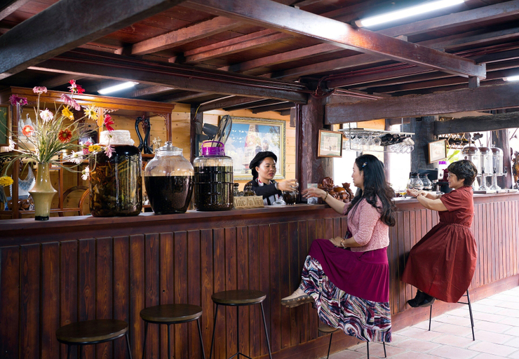 Food & Drinks 5, Truc An Village , Phúc Yên