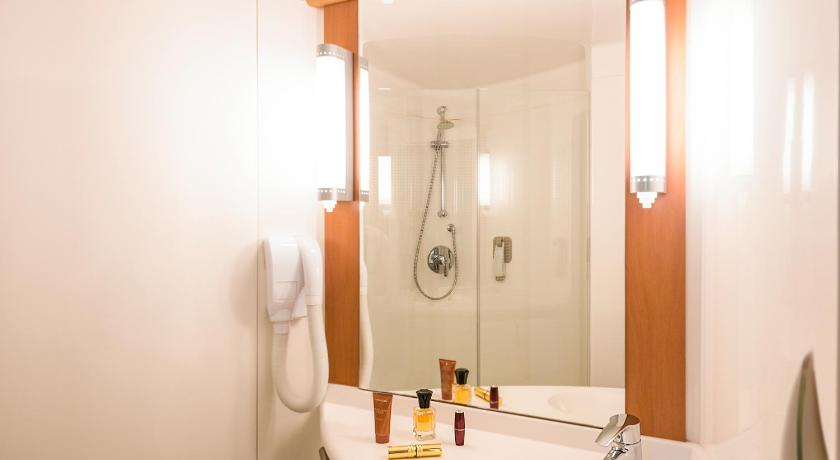 Bedroom 4, ibis Esch Belval, Esch-sur-Alzette