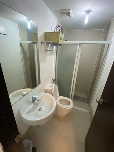 Bathroom 3, Abreeza chills place, Davao City