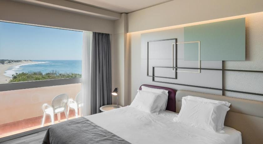 Bedroom, Axis Ofir Beach Resort Hotel, Esposende