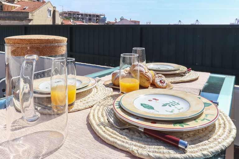 Food & Drinks, Alcantara Terrace by Homing, Lisbon
