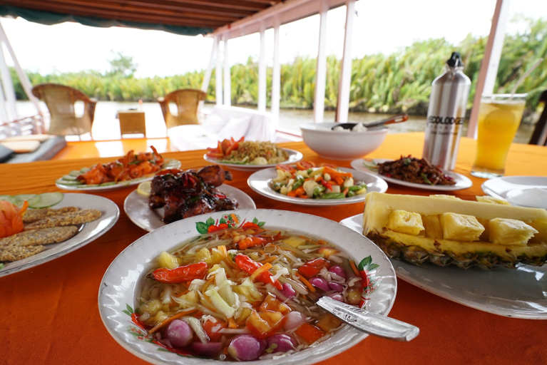 Food & Drinks 4, Rimba Orangutan Eco Lodge, West Kotawaringin
