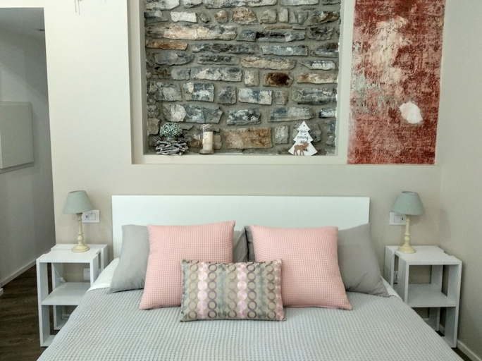 Bedroom 4, Rumi Rooms, Como