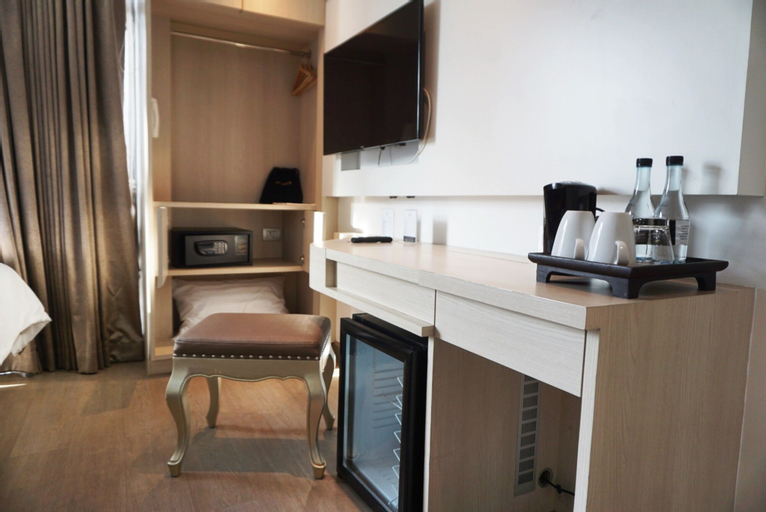 Dining Room 29