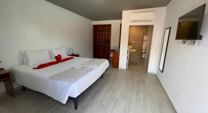 Bedroom 2, Villa 3 Caparica - Lisbon Gay Beach Resort, Almada