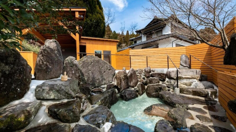 Exterior & Views 2, YUFUIN O-YADO YUKI ONSEN, Yufu