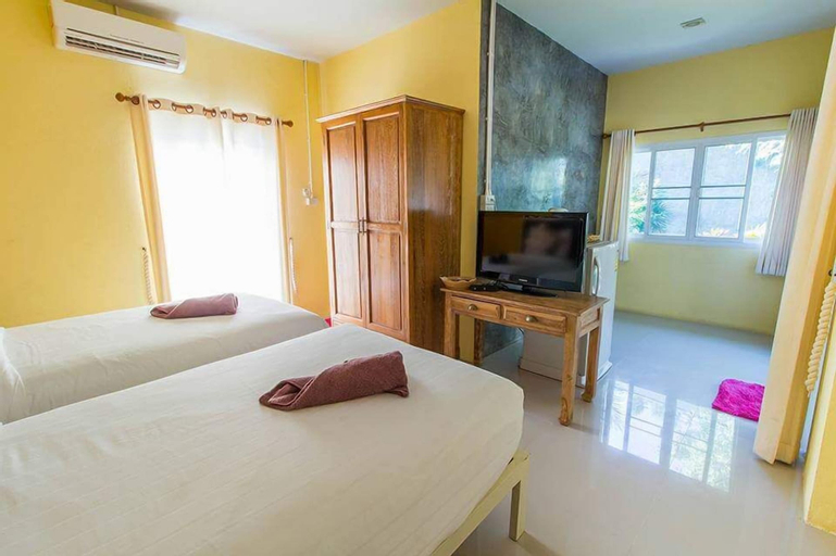Bedroom 9