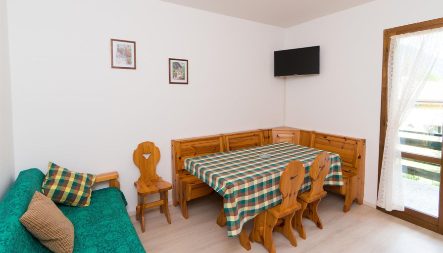Bedroom 2, Casa Luisella - Apartment With Terrace, Trento