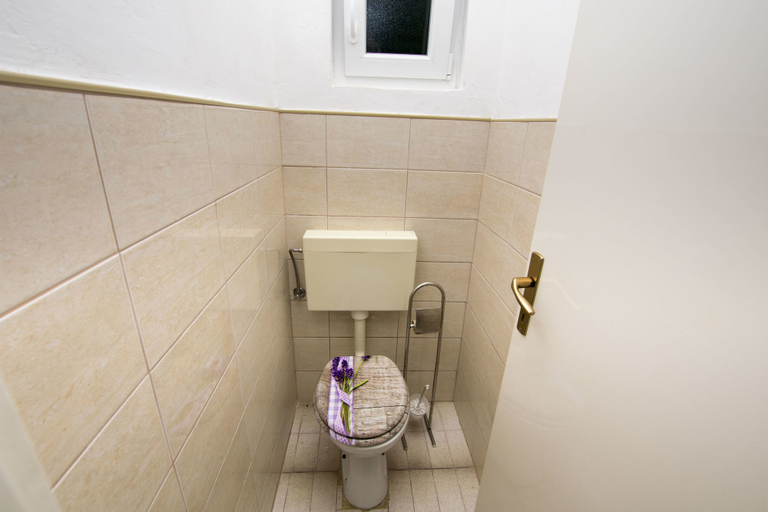 Bathroom 3, Apartment Zlatko, Pirovac