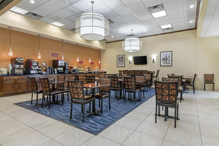 Food & Drinks 5, Best Western Plus Augusta Civic Center Inn, Kennebec