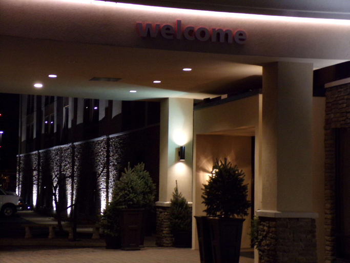 Exterior & Views 1, Hampton Inn Carlstadt-At The Meadowlands, Bergen