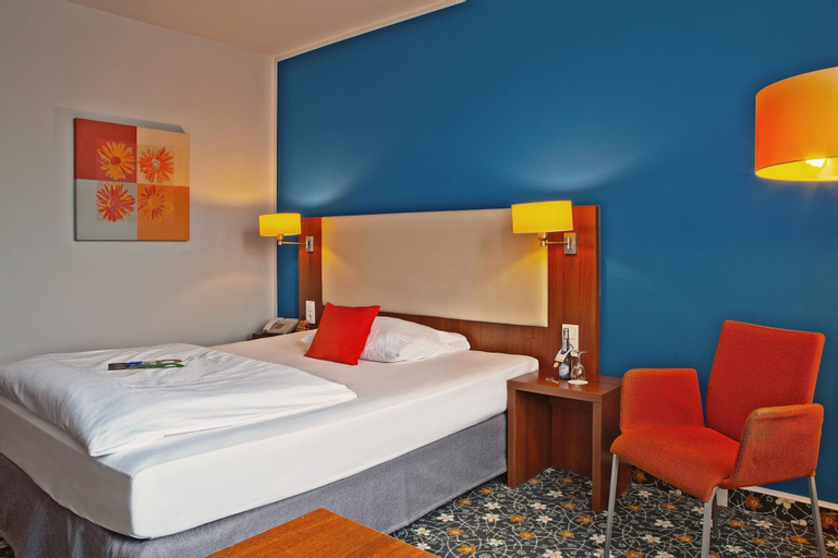 Bedroom 13