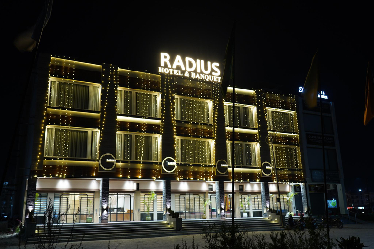 Others 2, hotel radius, Sahibzada Ajit Singh Nagar