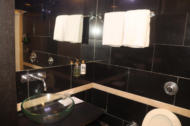 Bedroom, Kyriad Hotel Indore by OTHPL, Indore