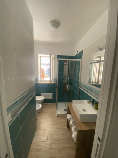 Bathroom 4, dimora leone, Cosenza