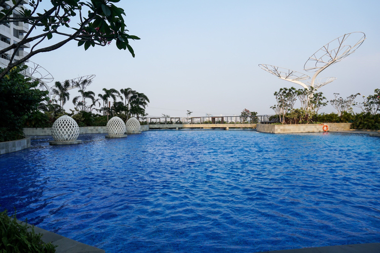 Pool 4, Modern Classic Studio At West Vista Apartment, West Jakarta