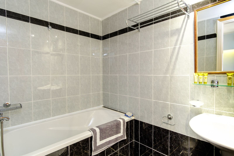 Bathroom 3, Aphrodite Hotel Syros, South Aegean