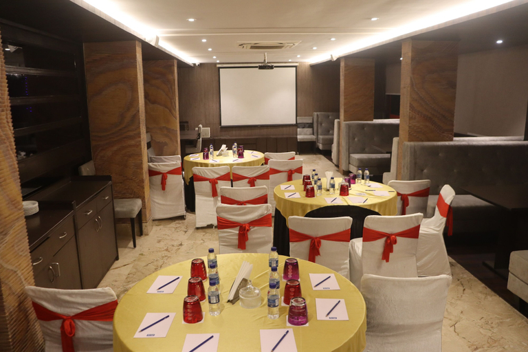 Food & Drinks 4, Kyriad Hotel Indore, Indore