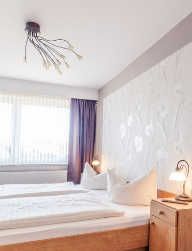 Bedroom 4, Memory Hotel & Restaurant, Goslar