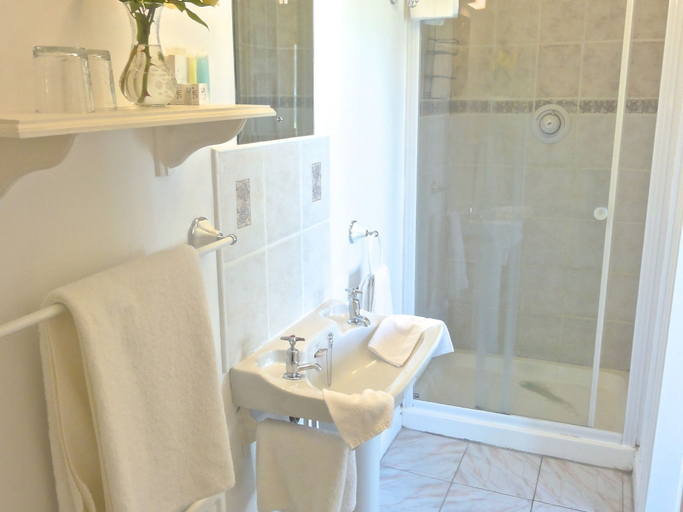 Bathroom 3, Ach na Sheen Guest House