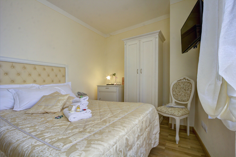 Bedroom 3, Hotel Volterra In Superior, Pisa