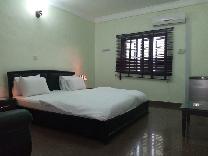 Bedroom 3, Dionzec Hotel & Suites, Amuwo Odofin