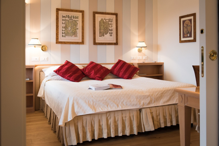 Bedroom 21