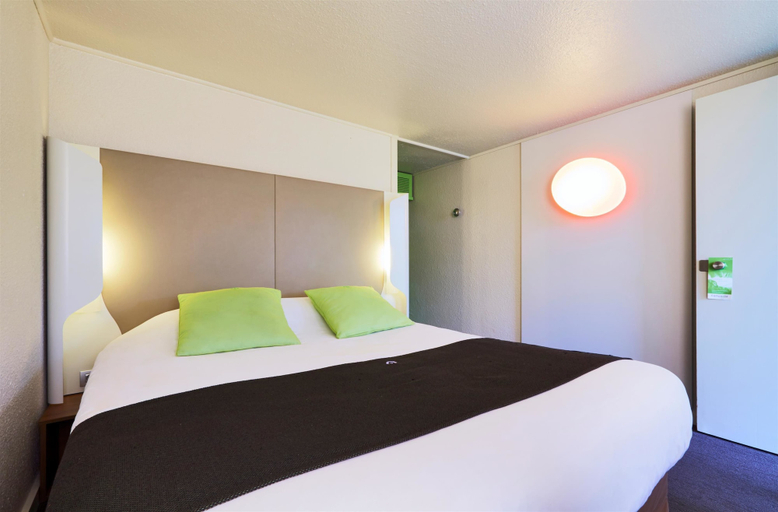 Bedroom 5, Campanile Poitiers - Site du Futuroscope, Vienne