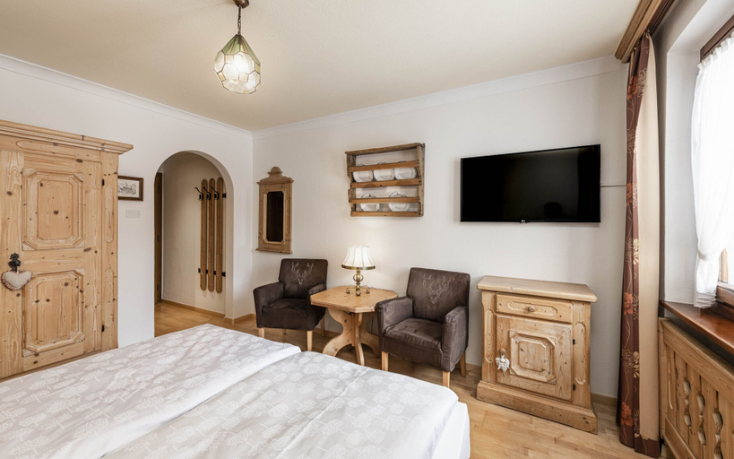 Bedroom 2, Cavallino d'Oro, Bolzano