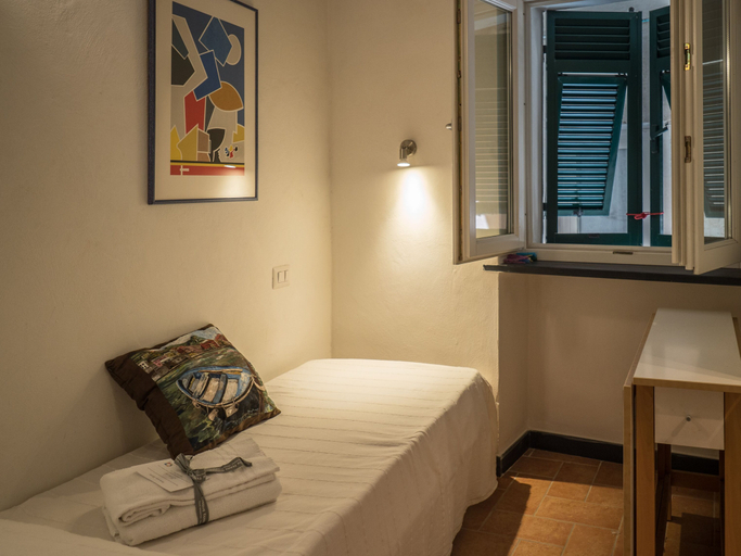 Bedroom 4, Rundanina Village Life Studio, La Spezia