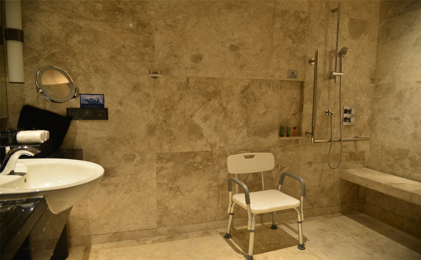 Bathroom 5, Hilton Urumqi, Ürümqi