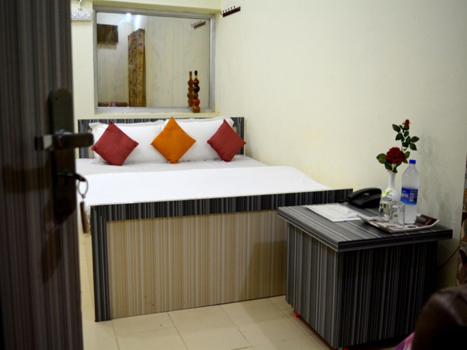 Others 5, Hotel Dhingra Residency, Jabalpur