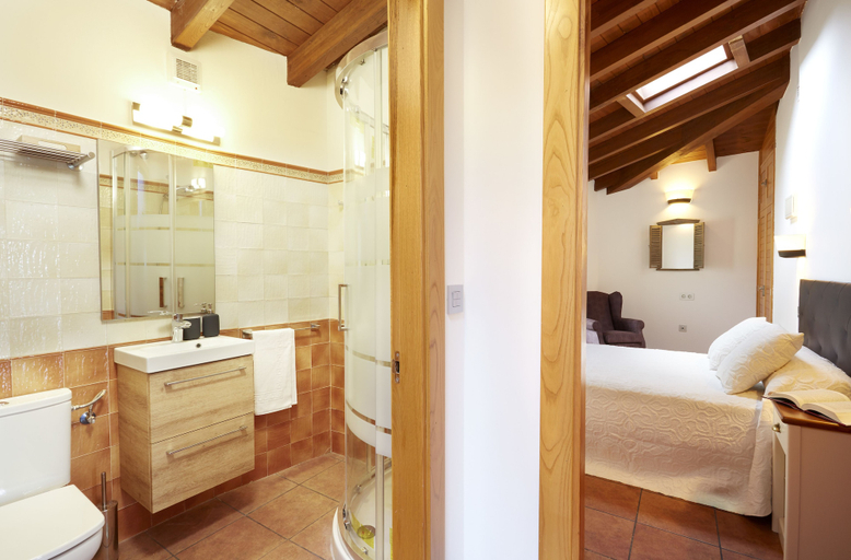 Bathroom 4, Casa Josefa, Asturias