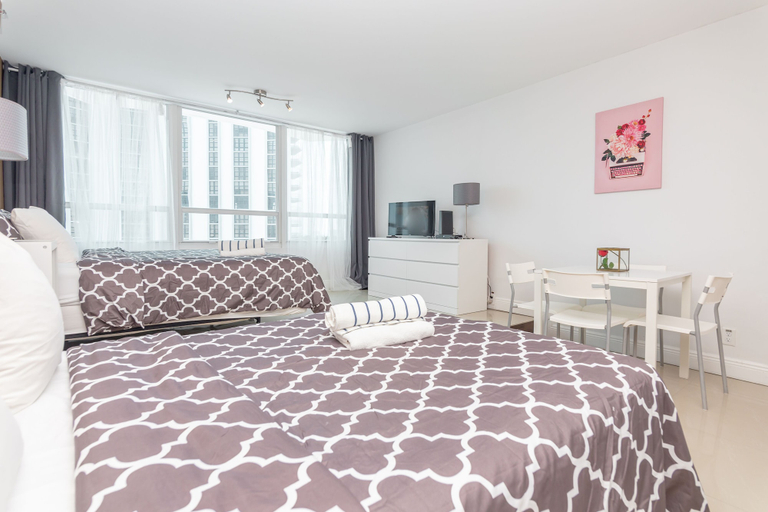 Bedroom 2, Dilo Apartments, Miami-Dade