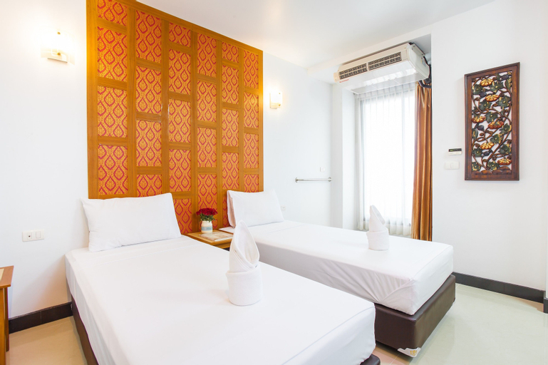 Bedroom 6
