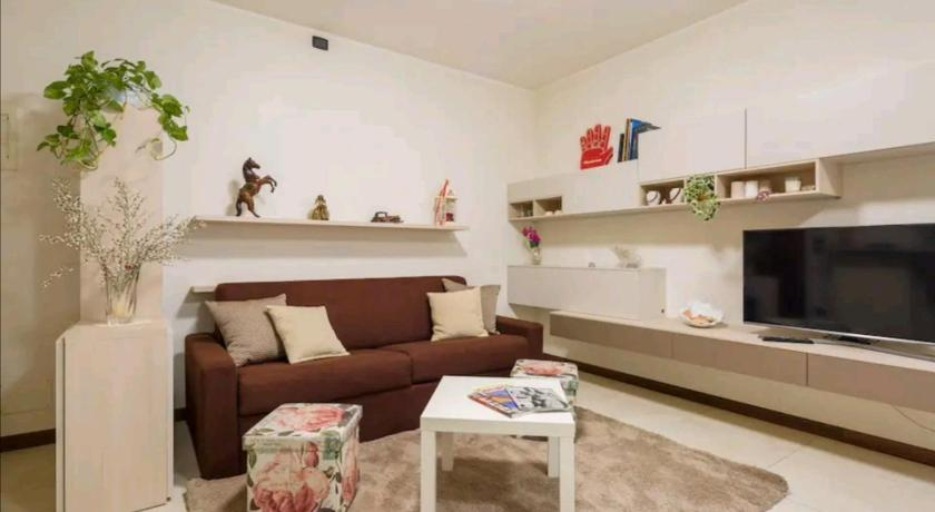 Francesca's_Home, Verona