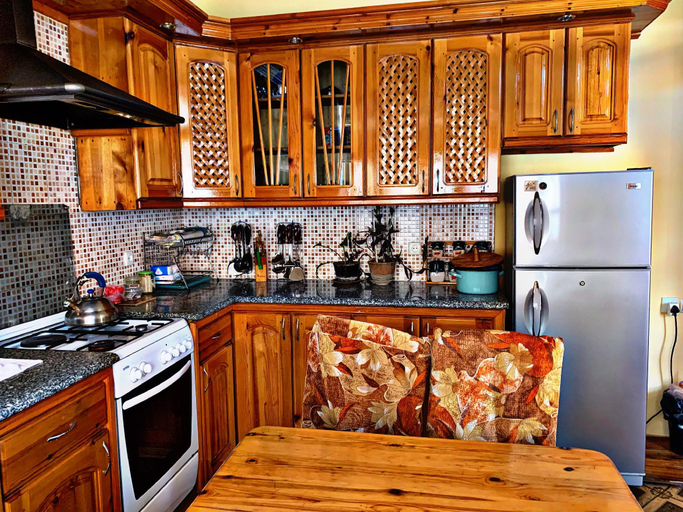 Others 4, Hostel Imona, Samarkand